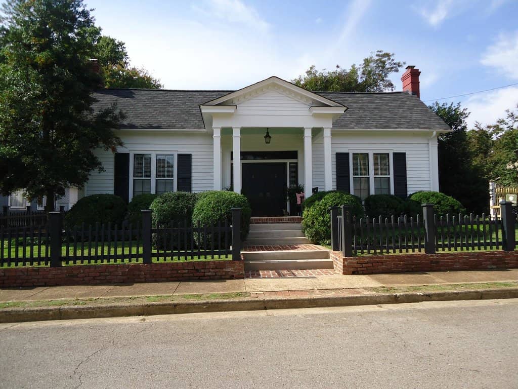 Delano Park Proximity