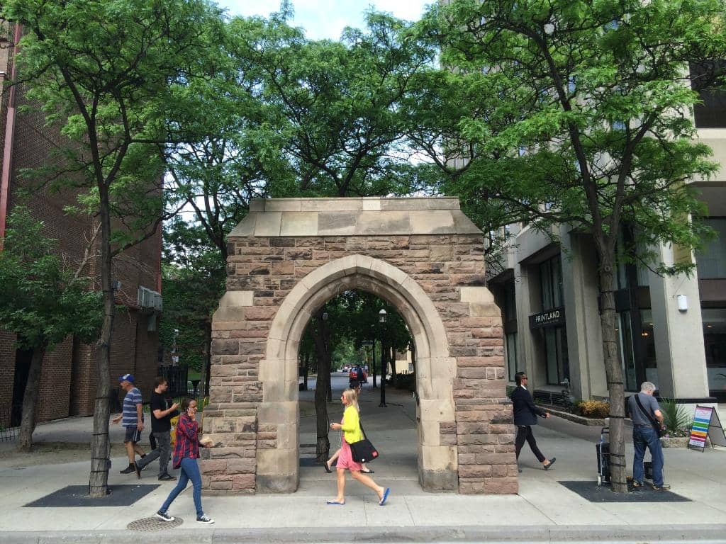 CF Toronto Eaton Centre