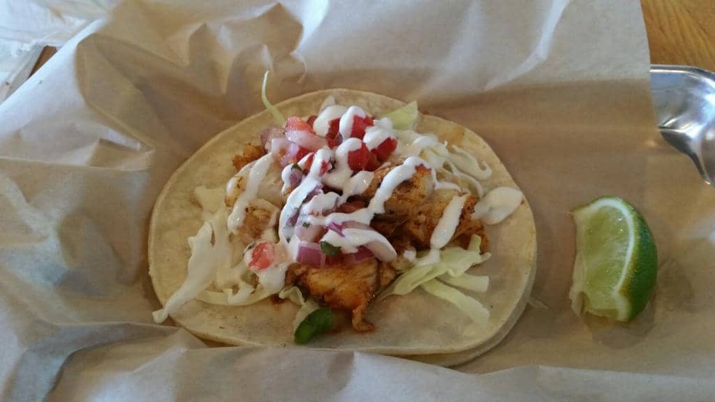 Prime Waterfront Ambiance