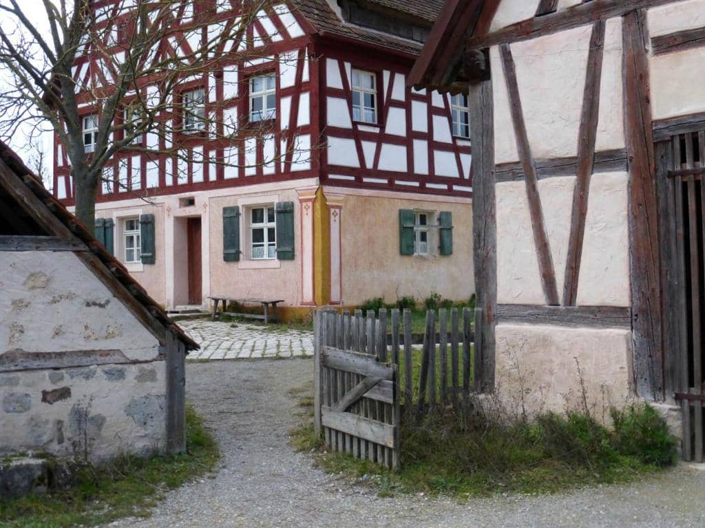 1600s Restaurant