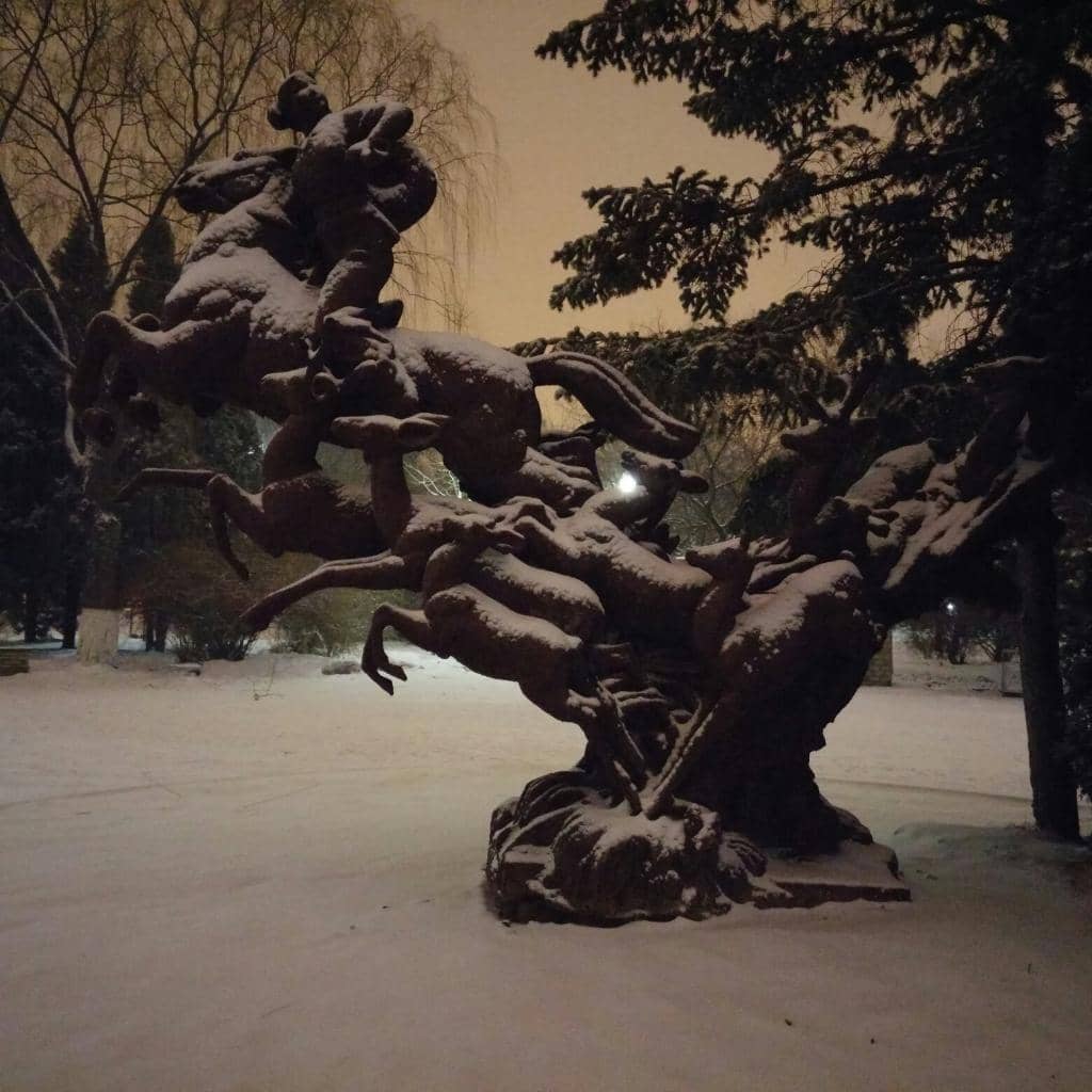 Lush Greenery and Walking Paths