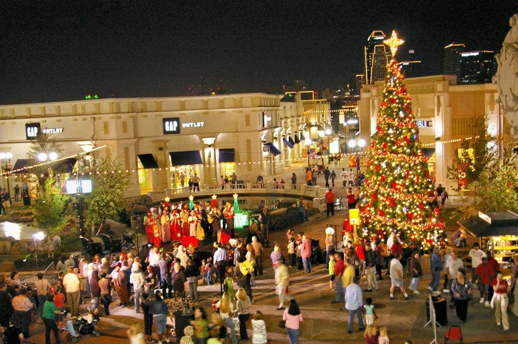 Red Riverfront Views