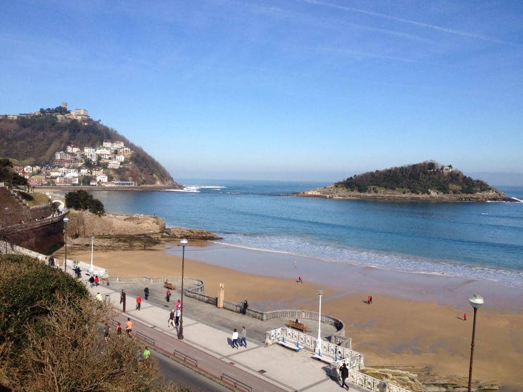 Promenade Stroll