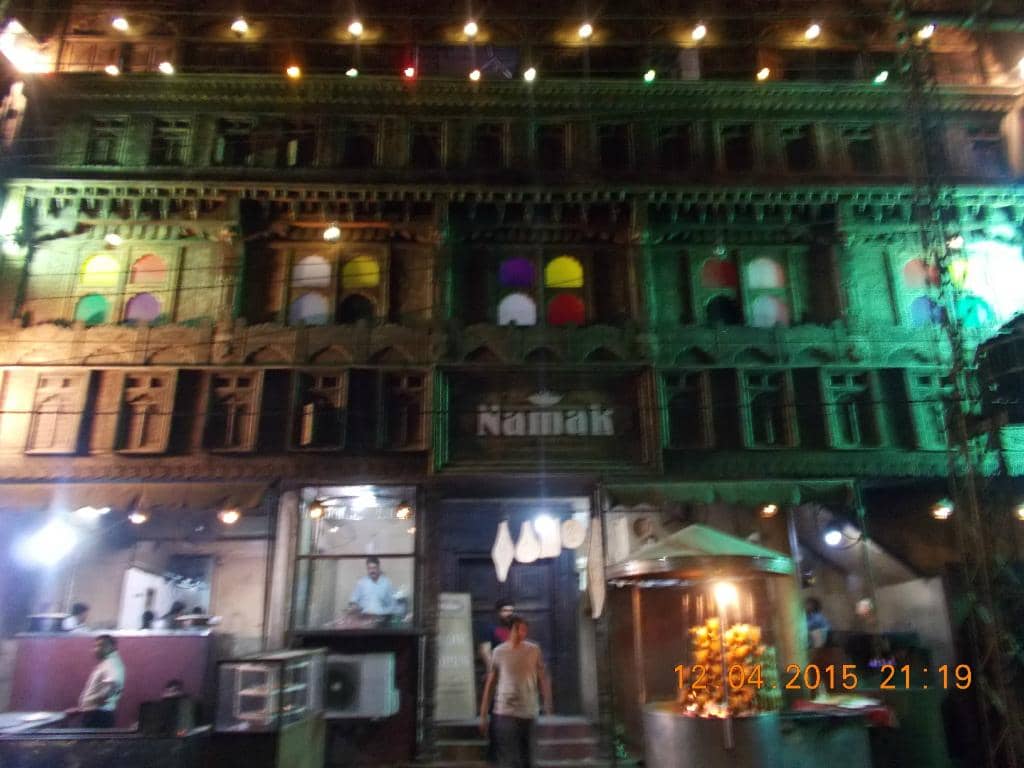 Vibrant Ambiance and Ornate Decor