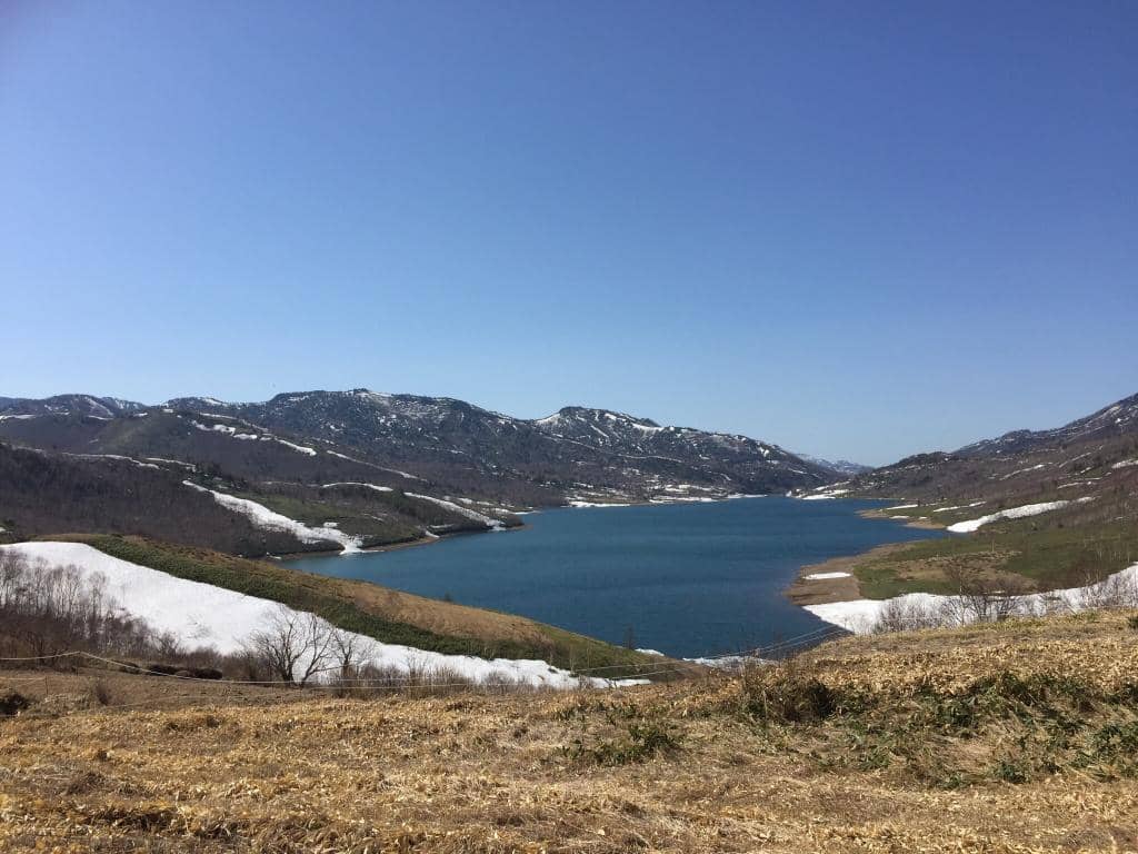 "Lake in the Sky" Views