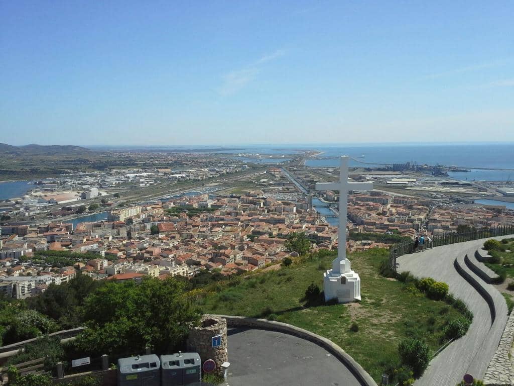 Intricate Interior Murals