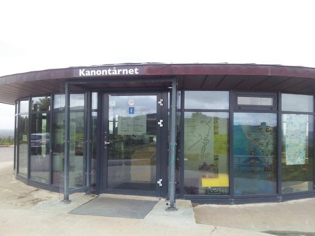 WW2 Artillery Entrenchment