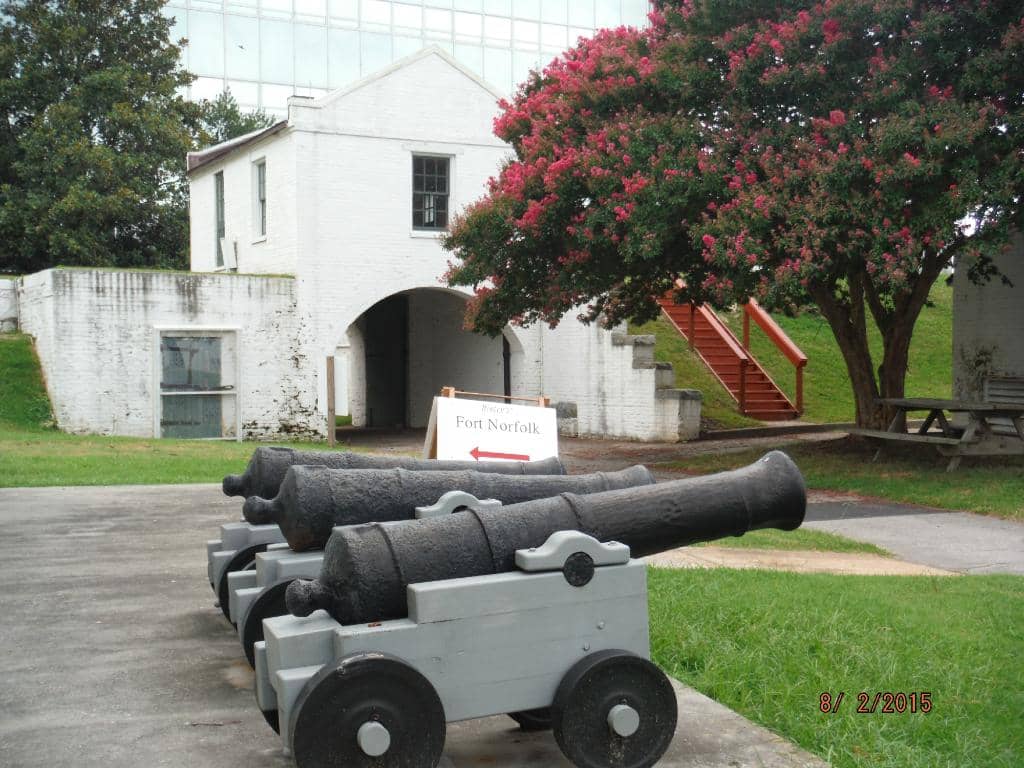 Historic Norfolk Vibe