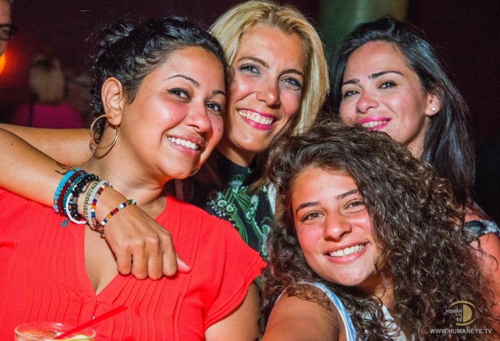 Vibrant Nightlife & Music Scene