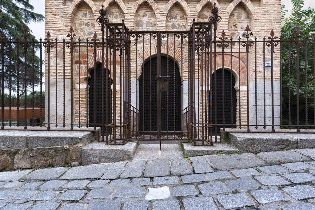 Peaceful Garden Views