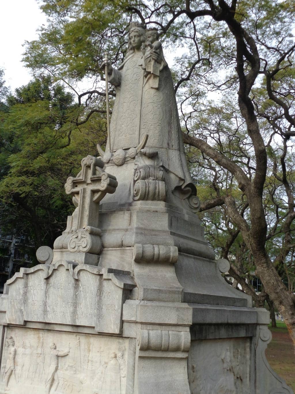 Statue of Friendship