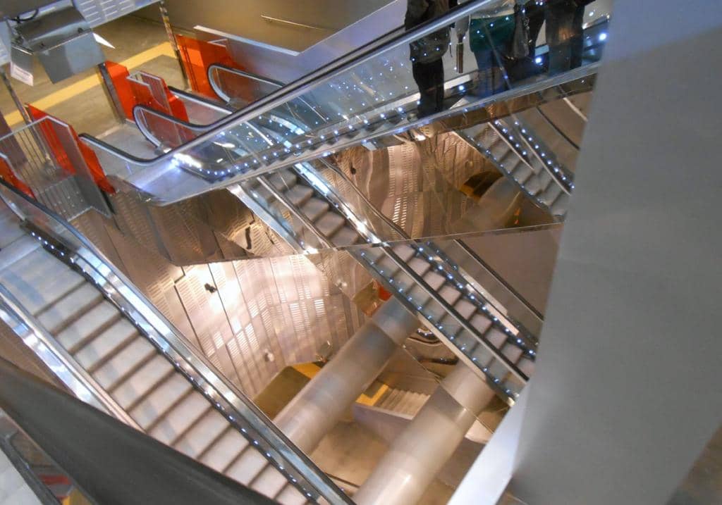 Chiaia Station's Artistic Charm