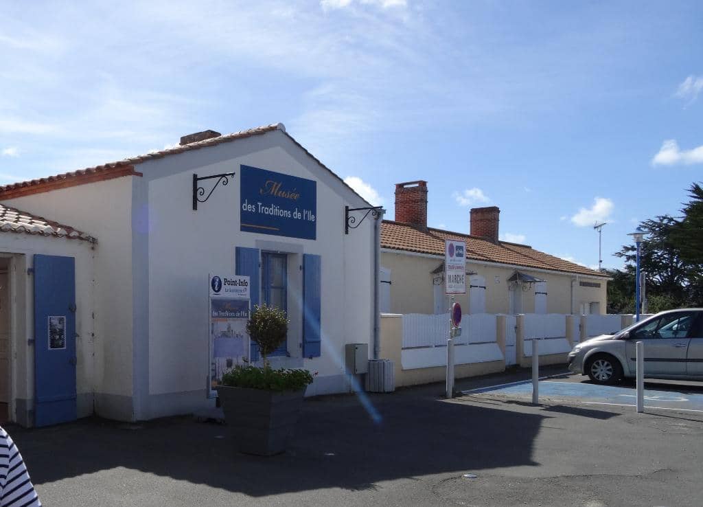 Interior Reconstructions