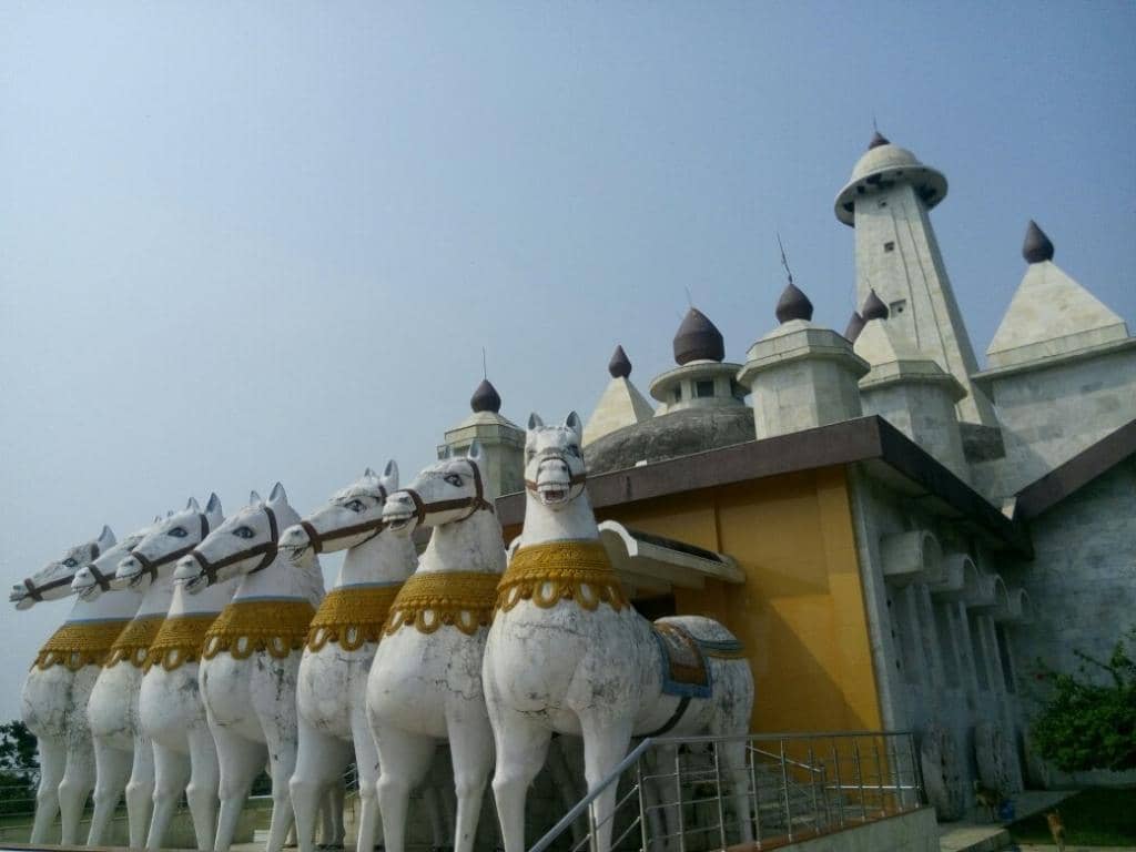Chariot Wheel Structures