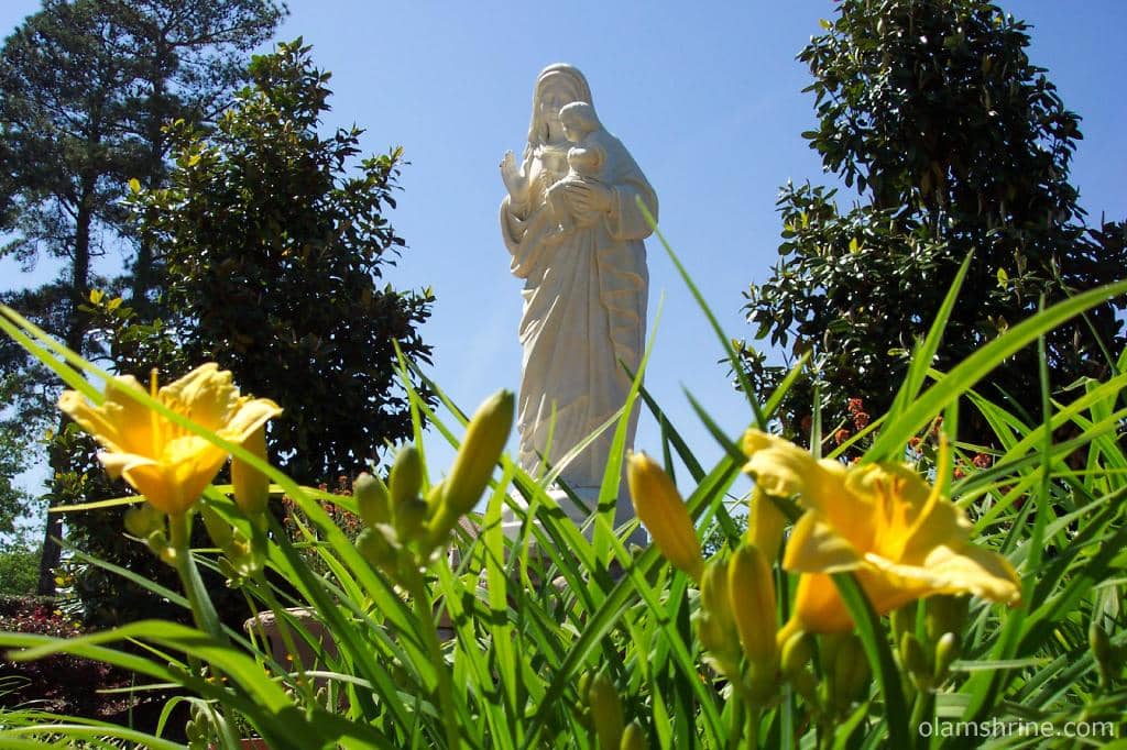 Mother Angelica's Tomb