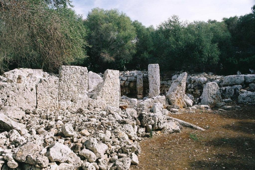 Cyclopean Walls