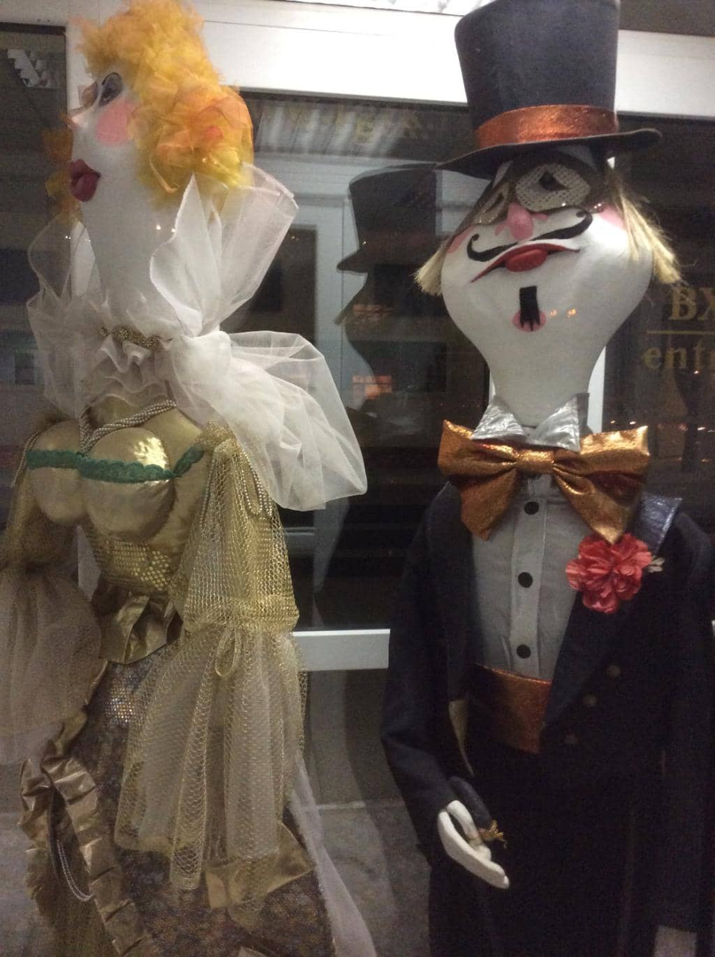 Themed Decorations