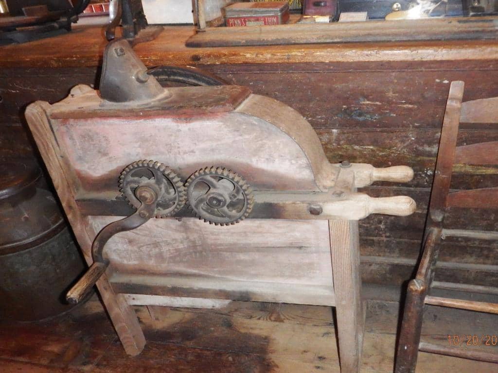 Local Delicacies & Gifts