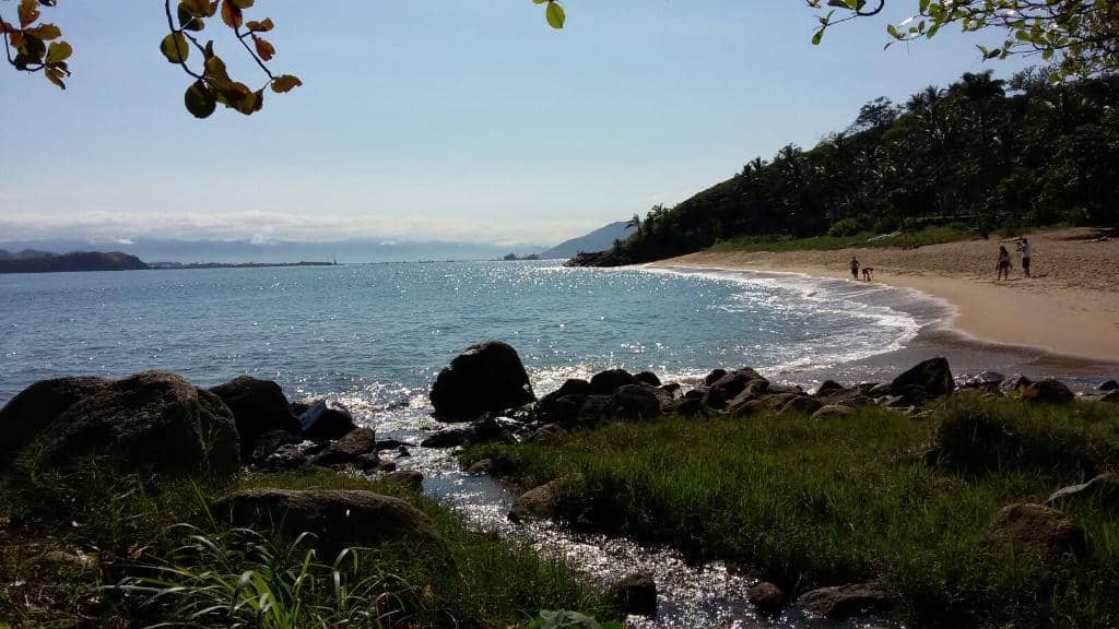 Rocky Shoreline Charm