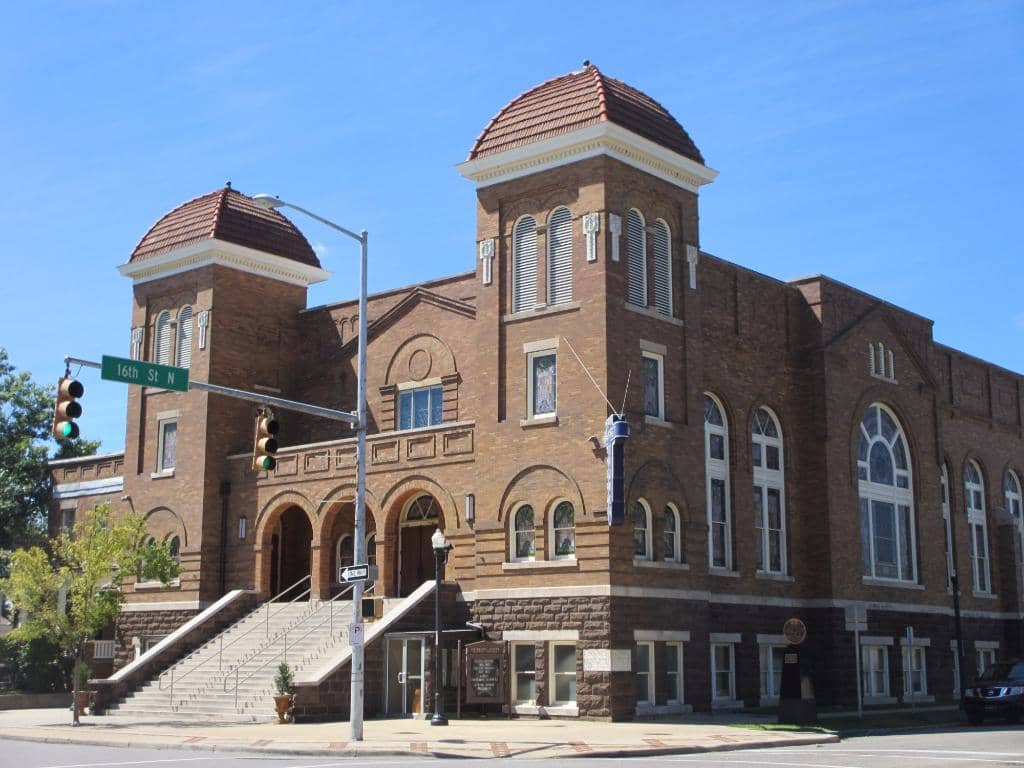 Contrasting Educational Environments