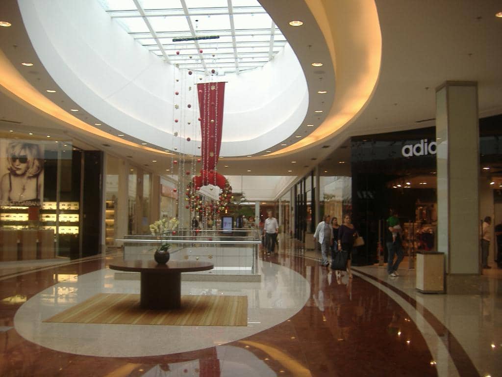 Riachuelo Sales Section