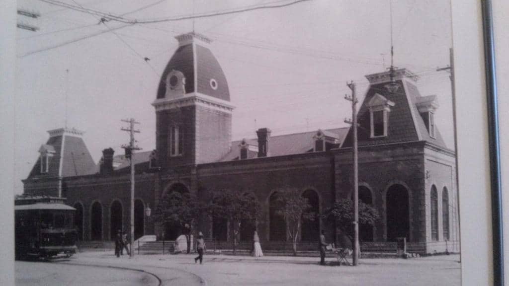 Historic Customs Building
