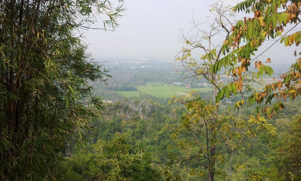 Panoramic Mountain Viewpoints