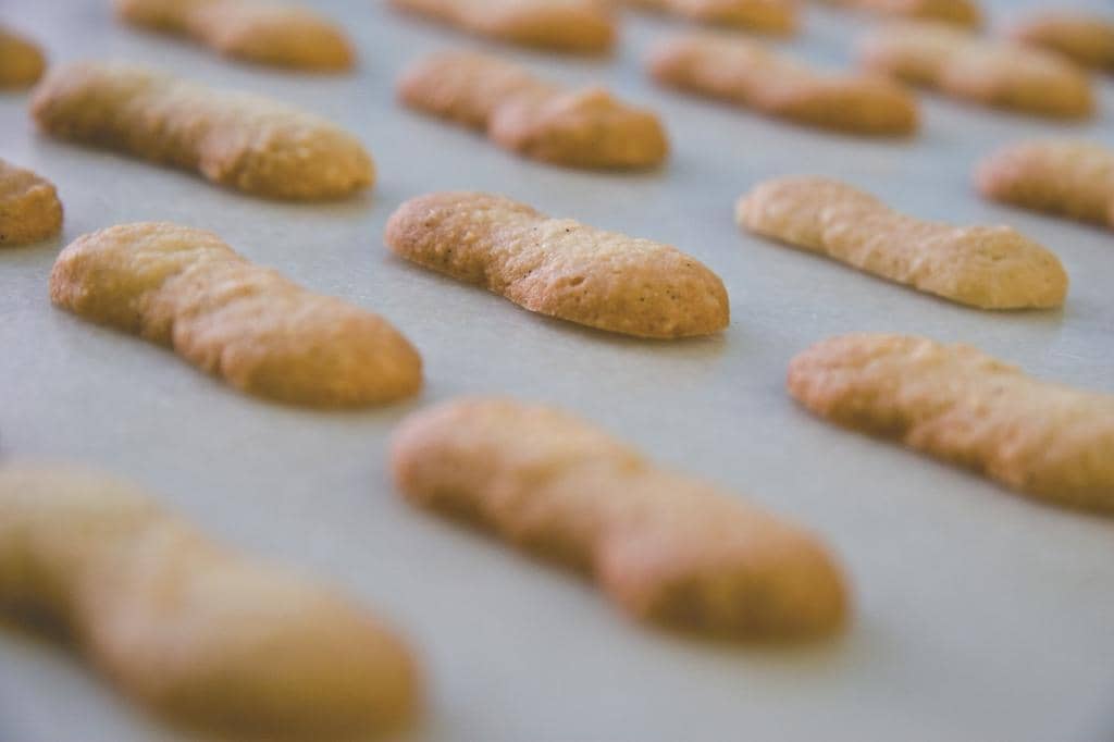 Exquisite Cakes and Pastries