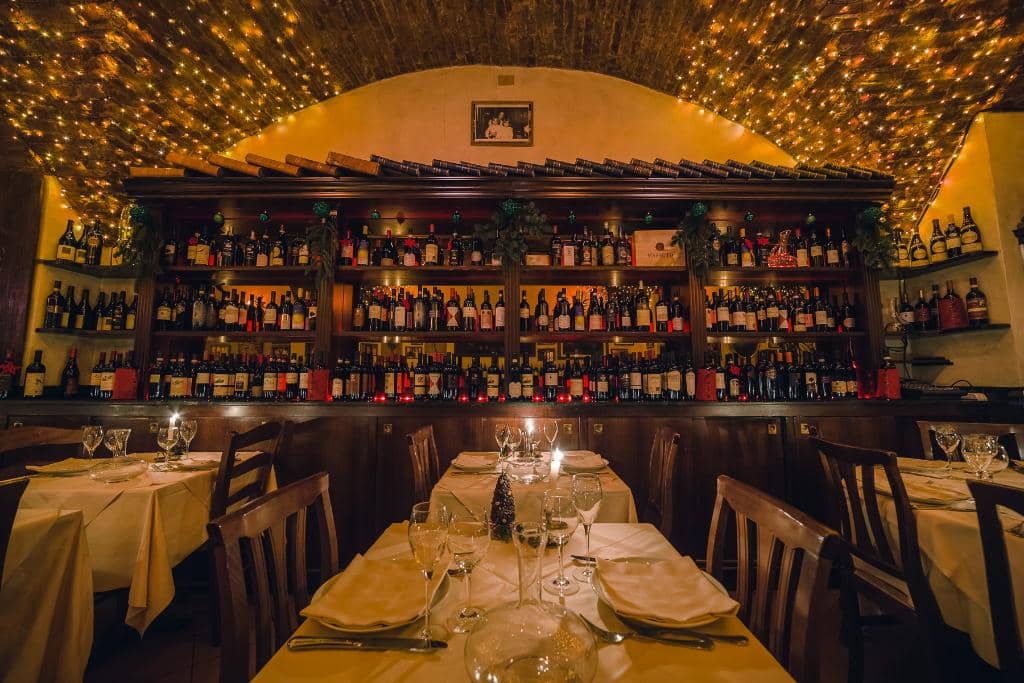 Celebrity-Favored Dining