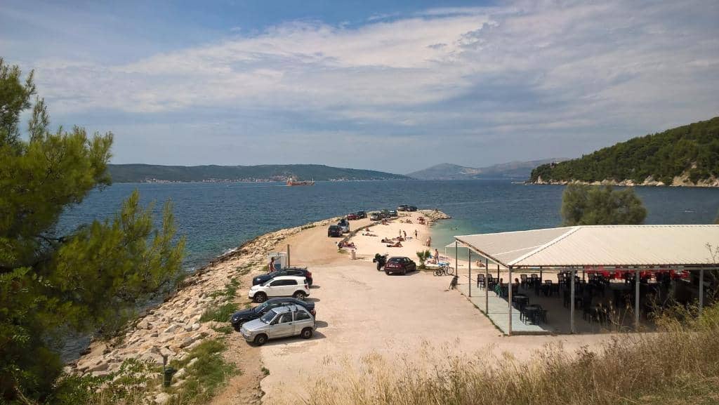 Joe's Beach Bar Ambiance