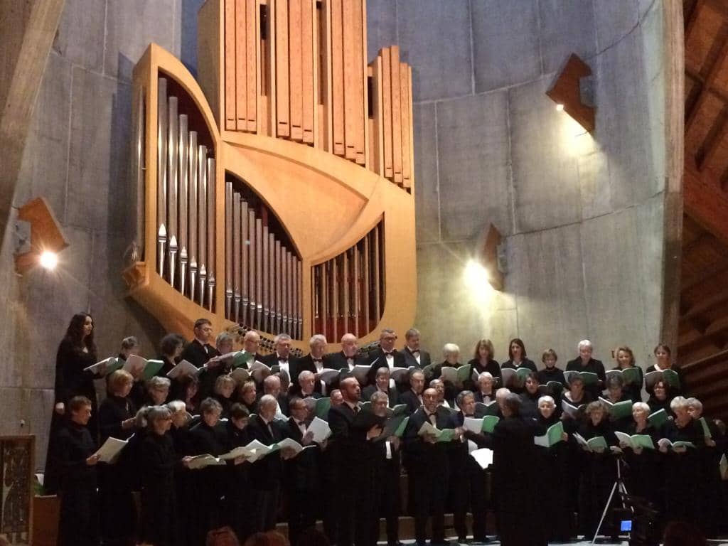 Arcabas Stained Glass