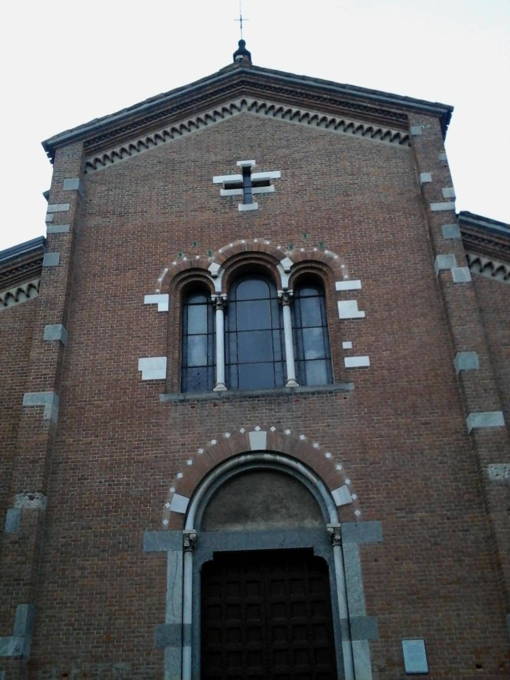 Vertical photo