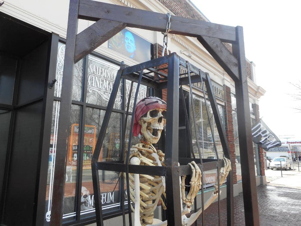 Movie Memorabilia & Life Masks