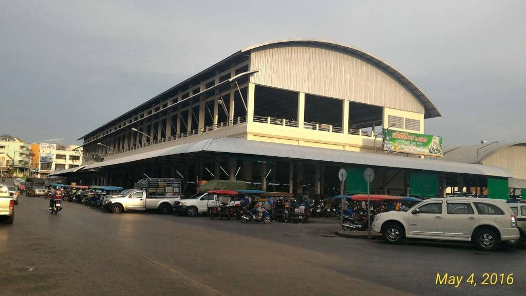 Cosmetics & Accessories