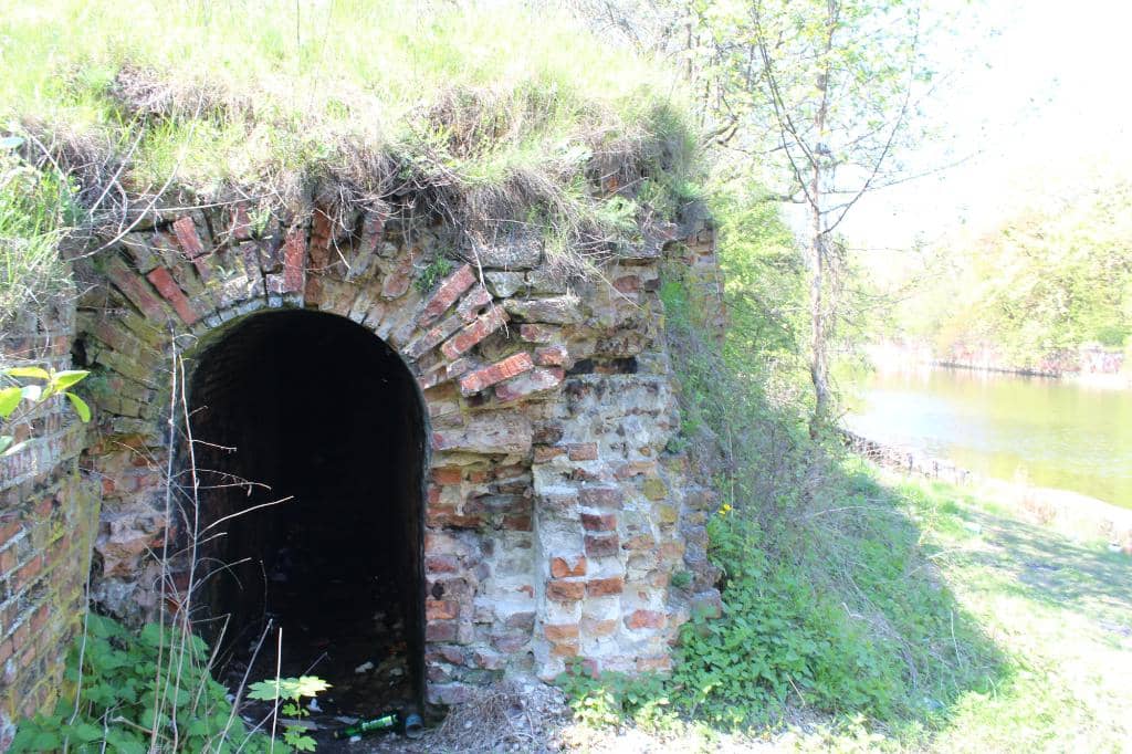 Pillau Fortress Exterior