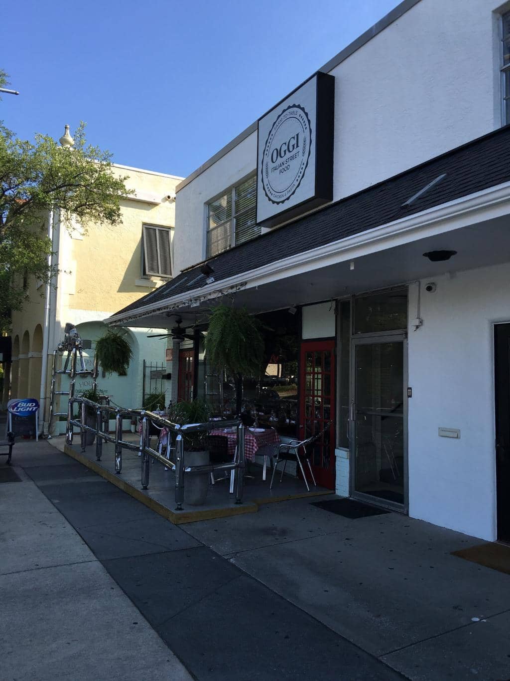 Cozy & Romantic Ambiance