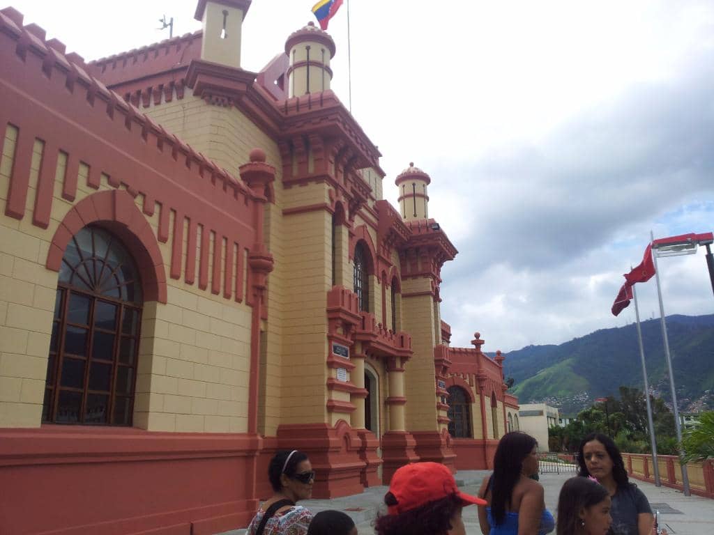 Plaza de las Banderas