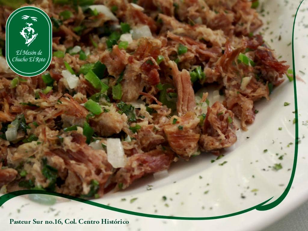 Lively Plaza Ambiance