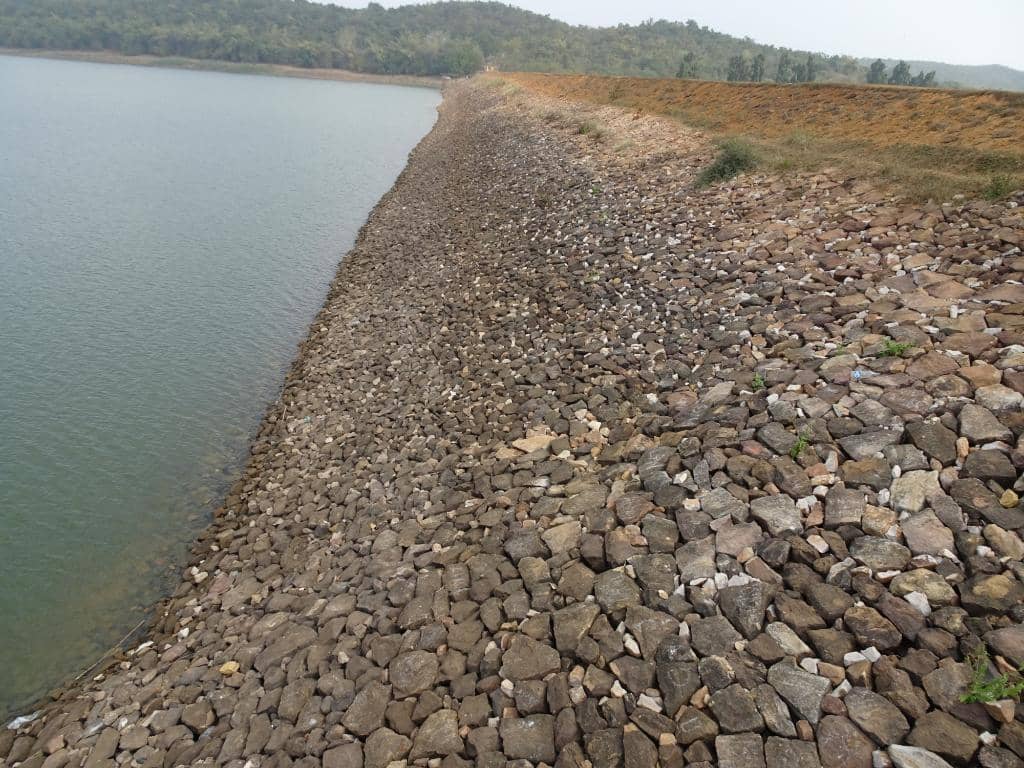 Scenic Mountain Backdrop