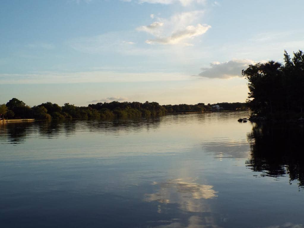 Riverside Camping