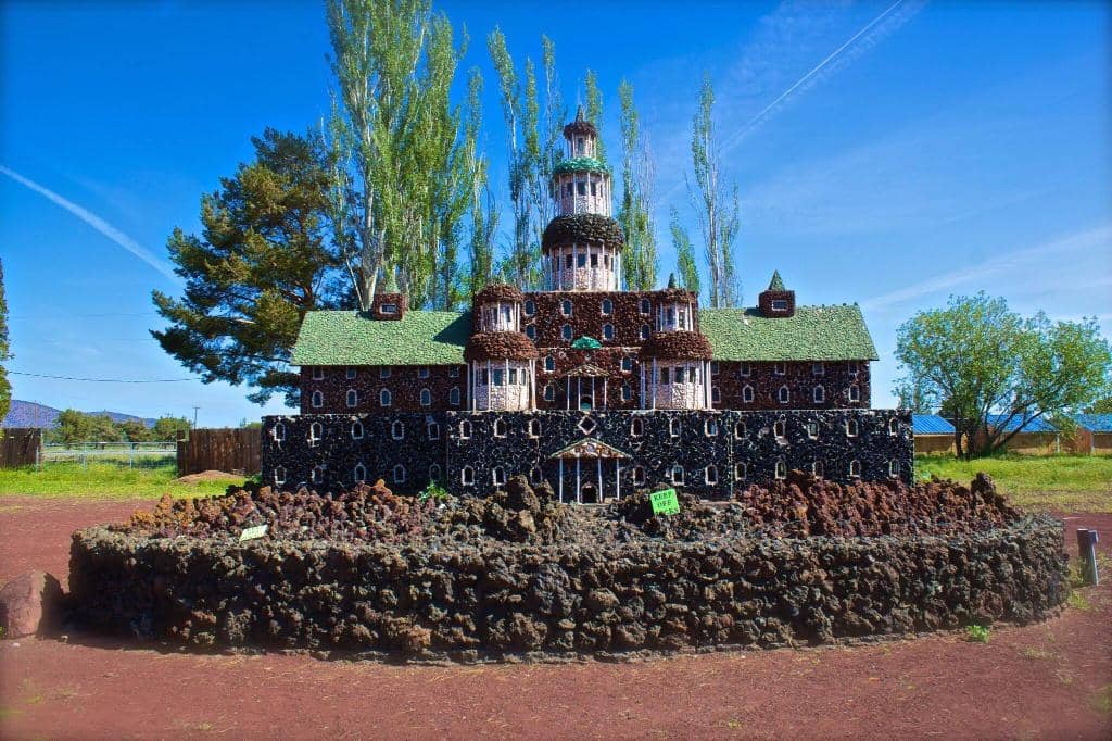 The Enchanting Gift Shop