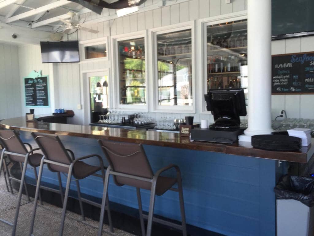 Gourmet Burgers & Creative Pizzas