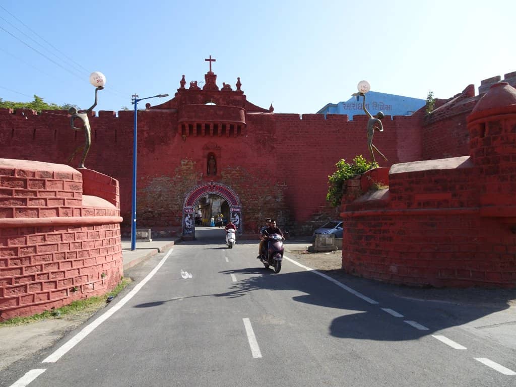 Zampa Gateway Museum