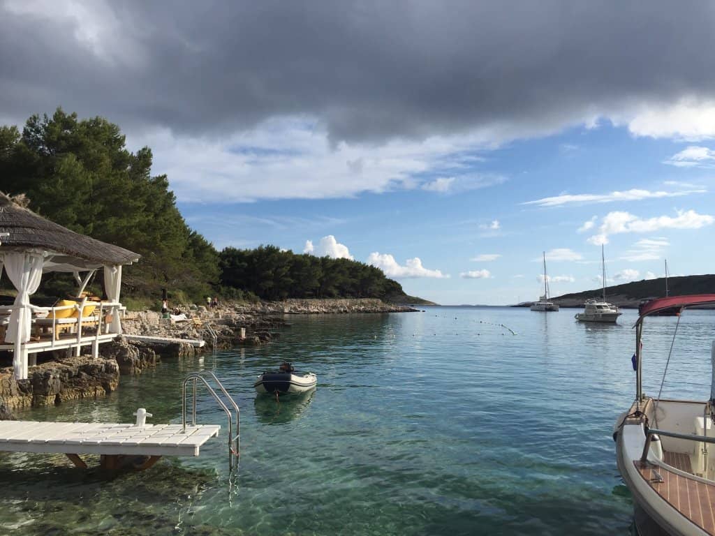 Hidden Coves for Anchoring