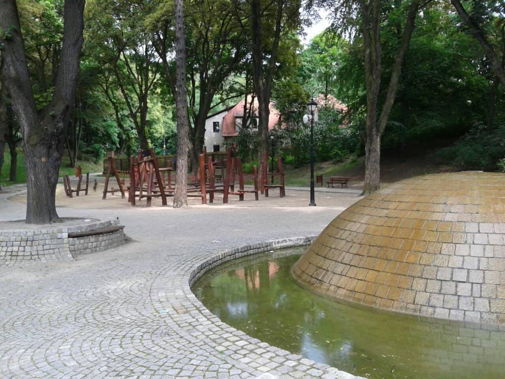 Well-Maintained Paths