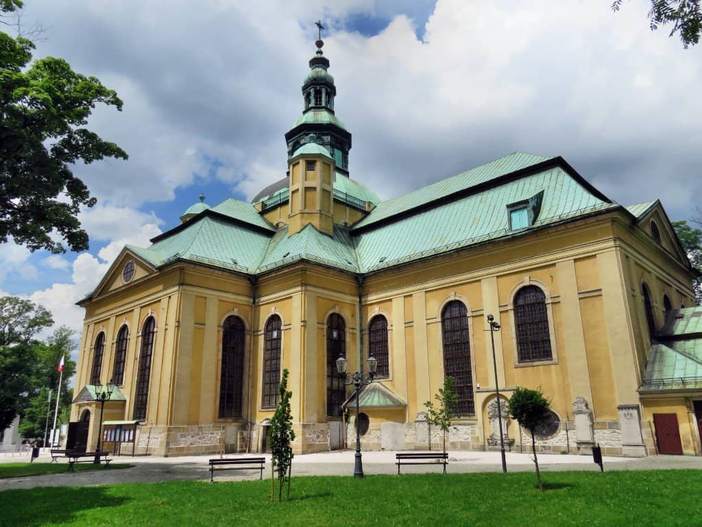Baroque Altar and Pulpit