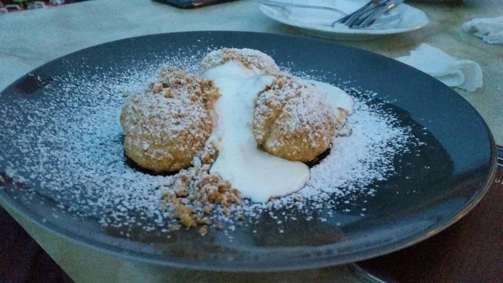 Scenic Hike to the Spring