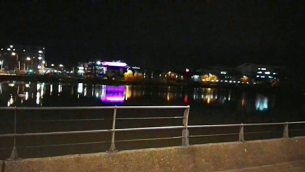 Waterfront Dining & Drinks