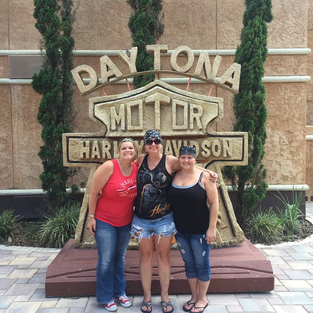 Live Music & Entertainment