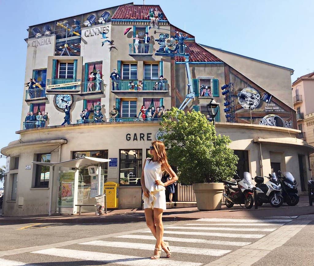 Artistic Movie Atmosphere